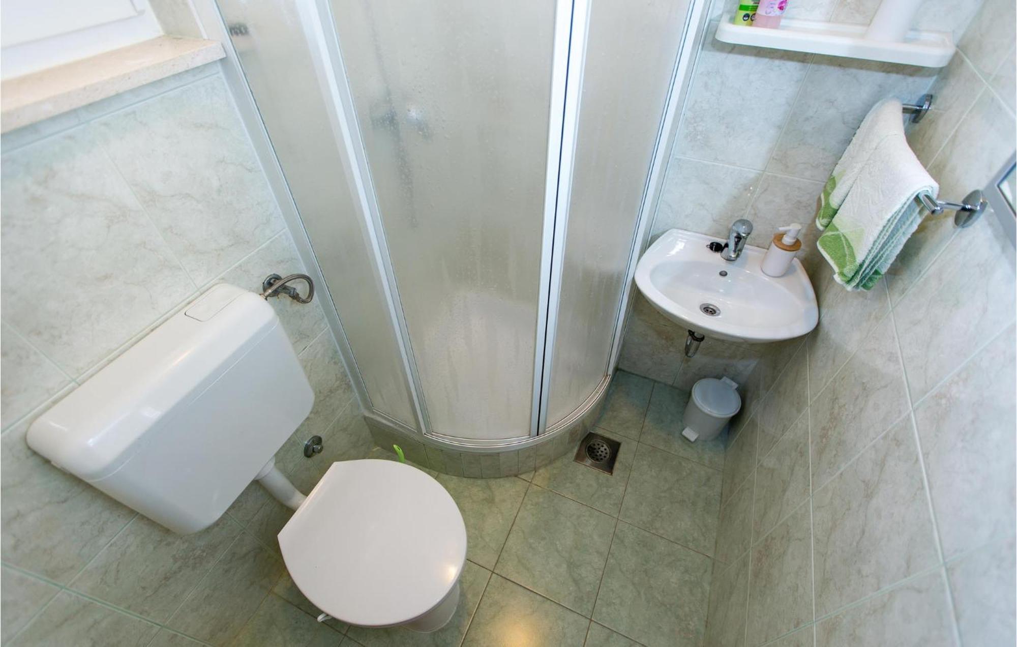 3 Bedroom Lovely Home In Plat Mlini Dış mekan fotoğraf