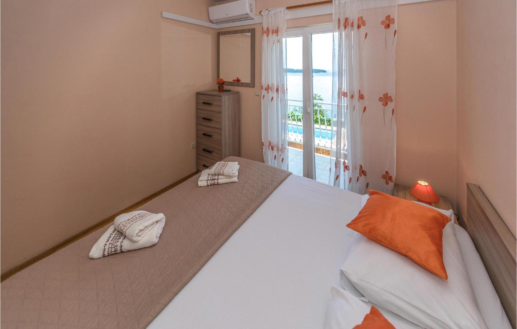 3 Bedroom Lovely Home In Plat Mlini Dış mekan fotoğraf