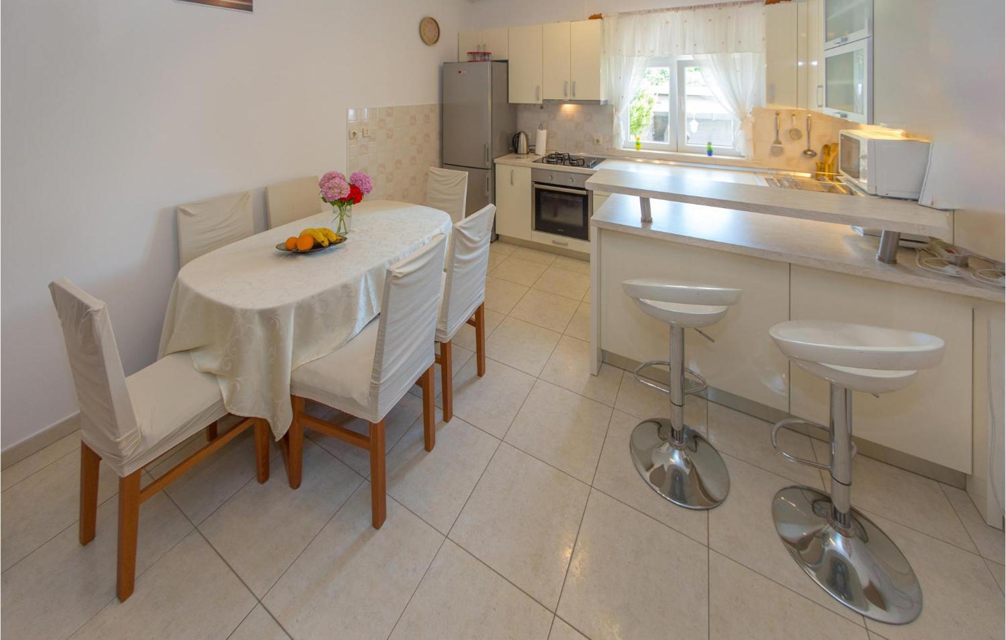3 Bedroom Lovely Home In Plat Mlini Dış mekan fotoğraf